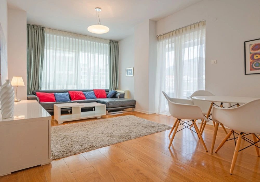 Apartments for sale 3 rooms, 89 m². Budva. 