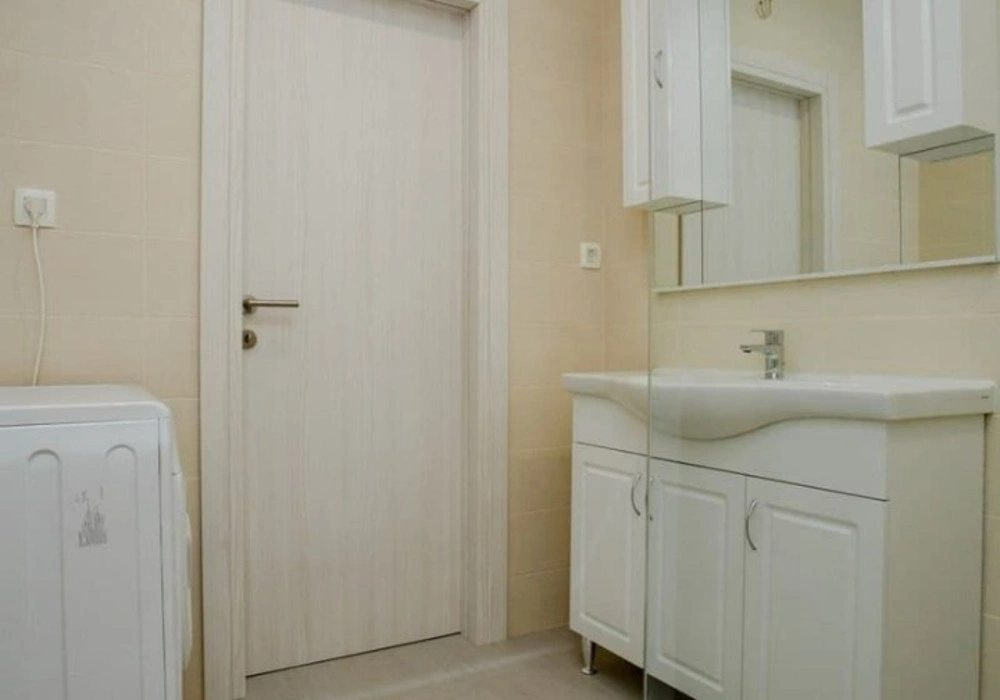 Apartments for sale 2 rooms, 282 m². Rafailovici. 