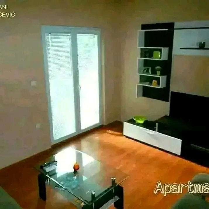 IZDAJEM APARTMANE 