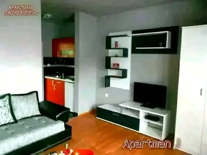 IZDAJEM APARTMANE 