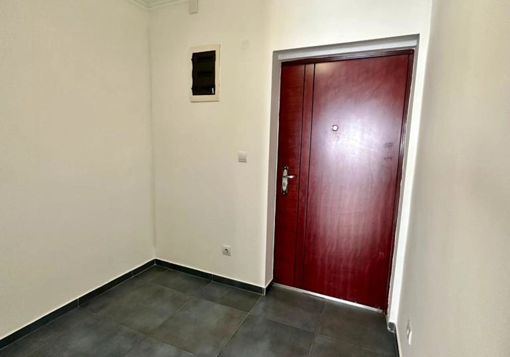 Stan na prodaju 2 собе, 71 m². Becici. 