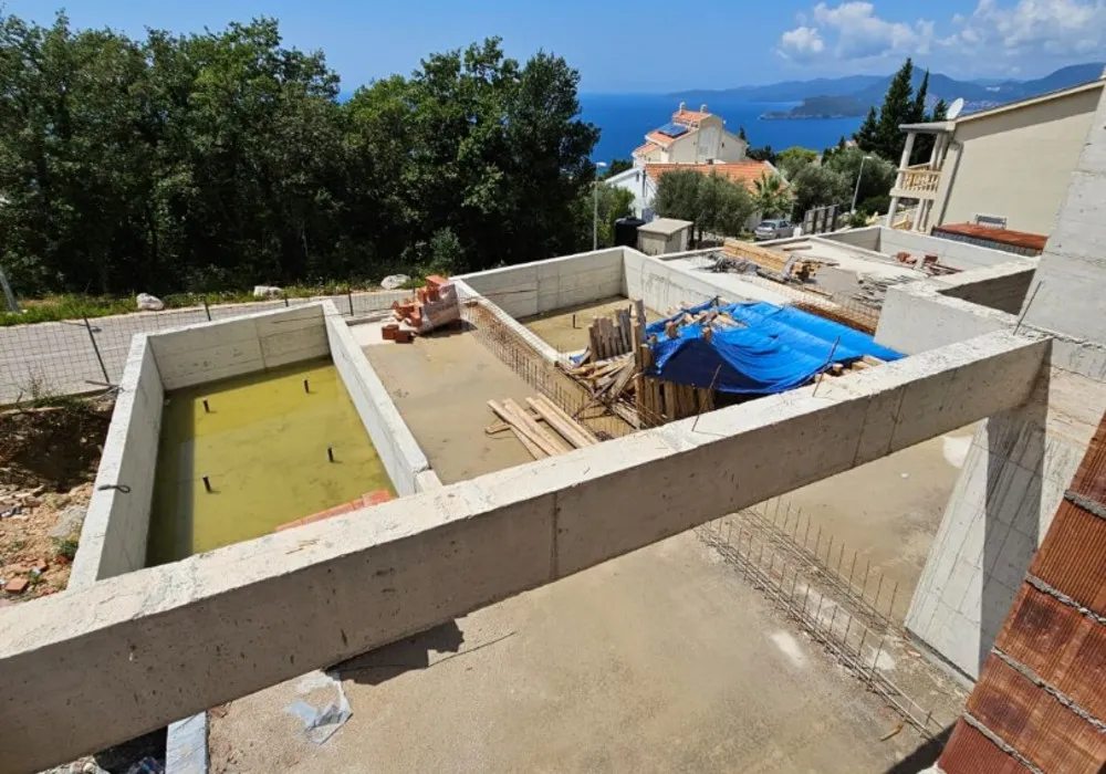 Kuća na prodaju 3 собе, 230 m². Budva. 