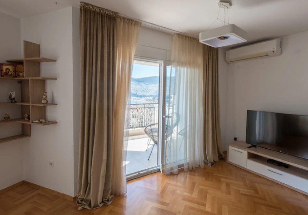 Stan na prodaju 2 собе, 100 m². Herceg Novi. 