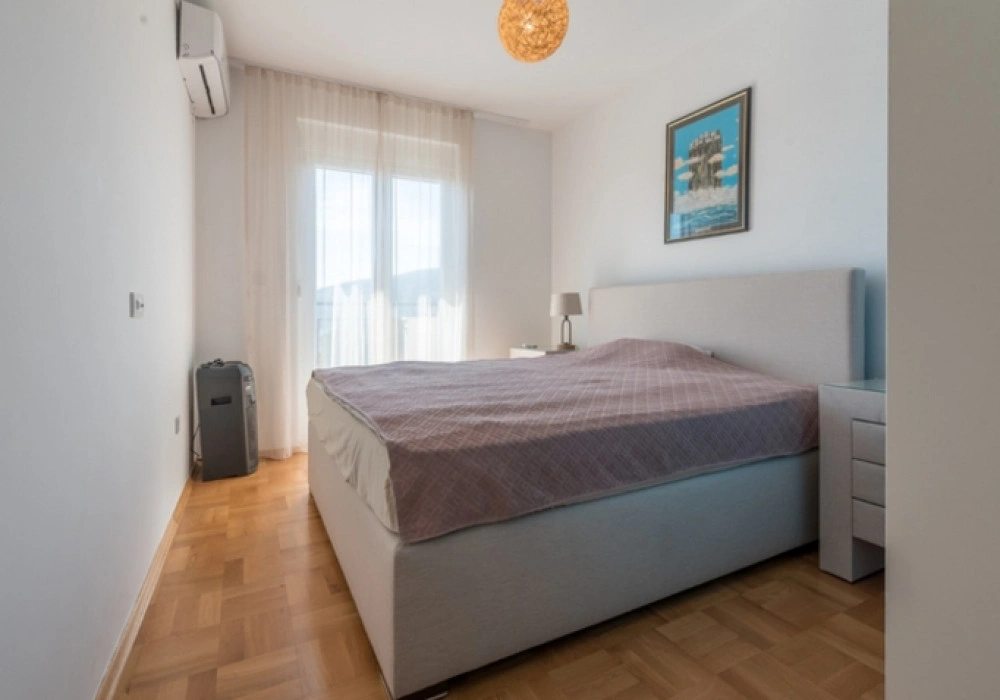 Apartments for sale 2 rooms, 100 m². Herceg Novi. 