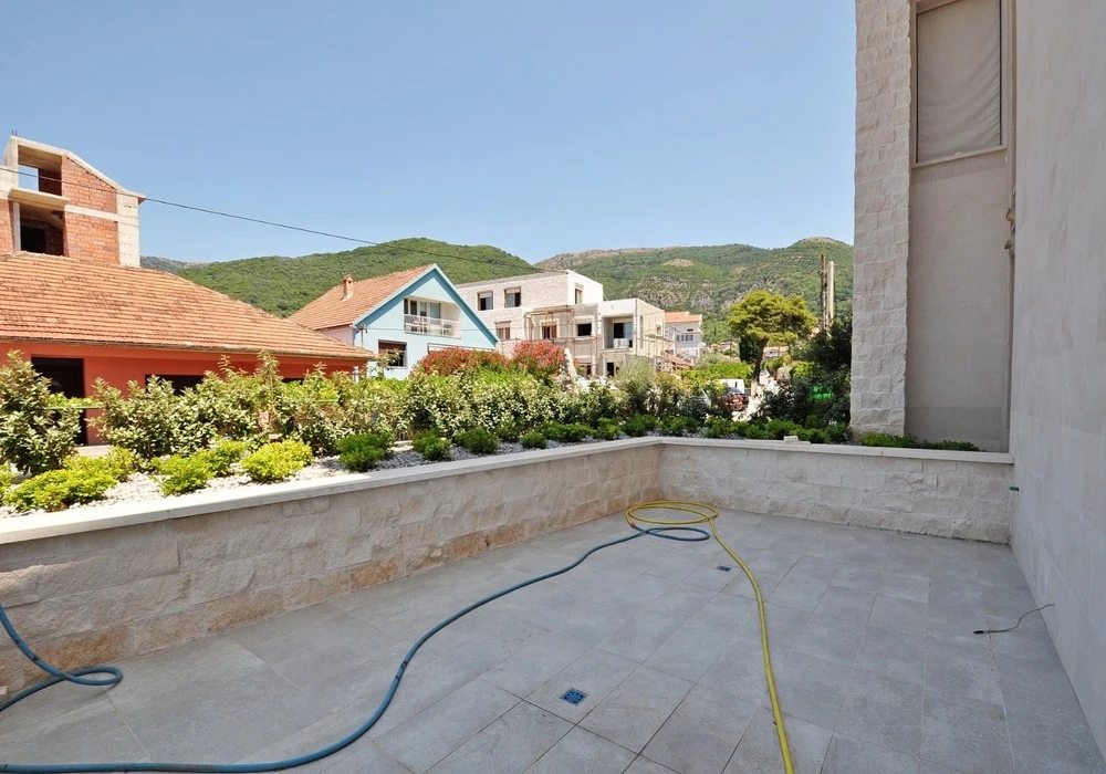 Apartments for sale. Tivat. 