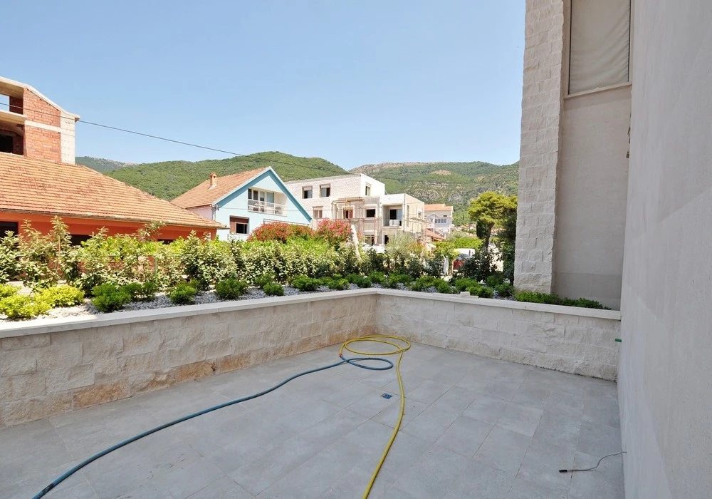 Apartments for sale. Tivat. 