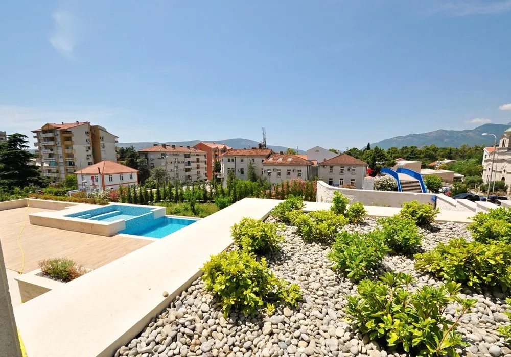 Apartments for sale. Tivat. 