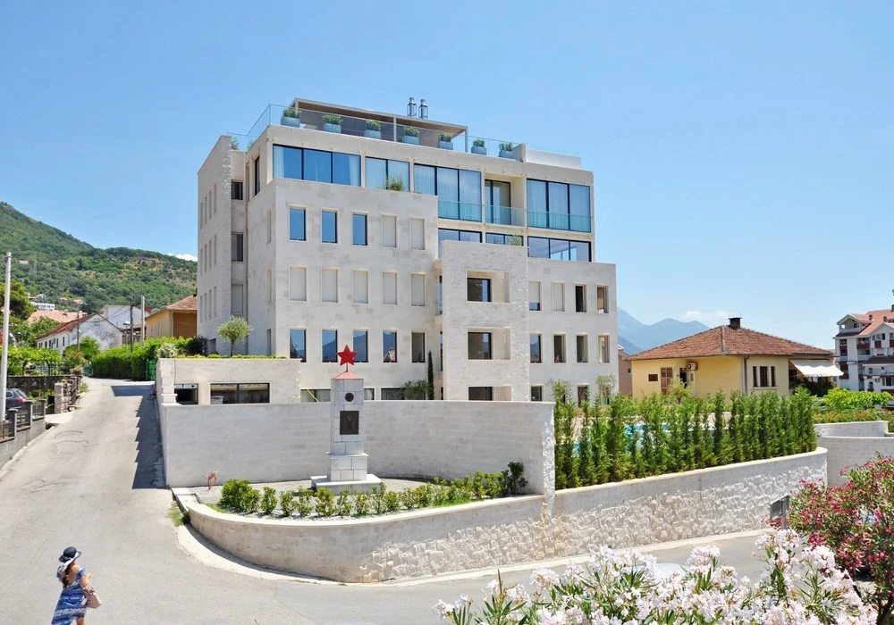 Apartments for sale. Tivat. 