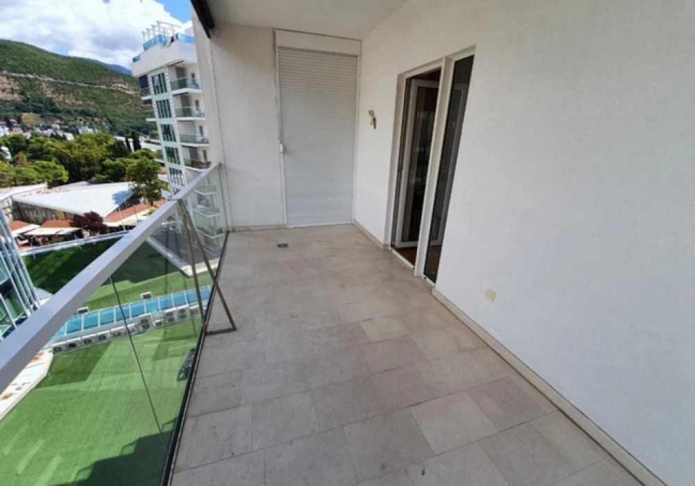 Stan na prodaju 2 собе, 86 m². Budva. 