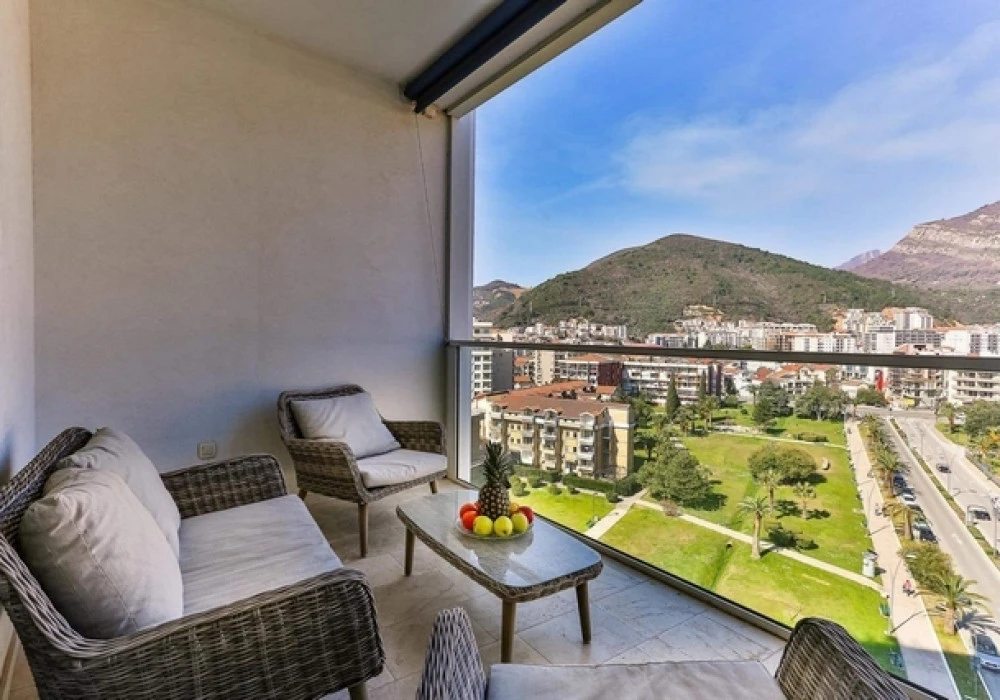 Apartments for sale 2 rooms, 127 m². Budva. 