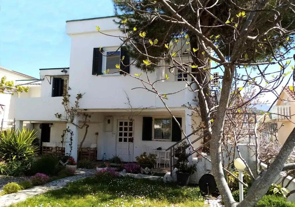 House for sale 3 rooms, 100 m². Krimovica. 