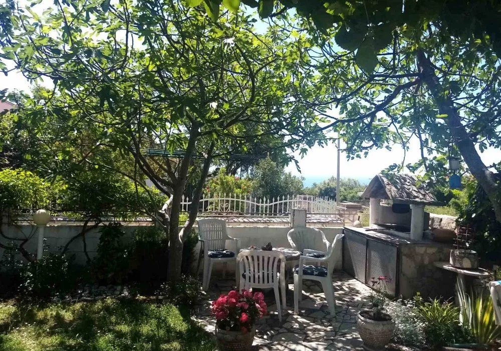 House for sale 3 rooms, 100 m². Krimovica. 