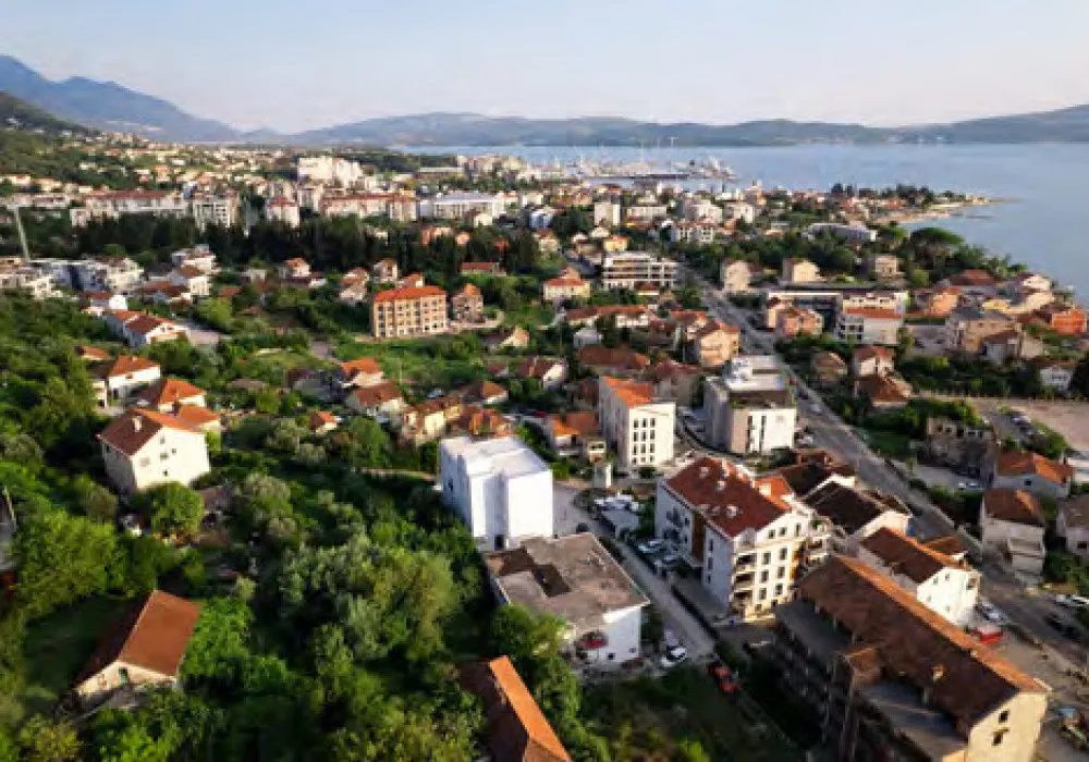 Stan na prodaju 43 m². Tivat. 