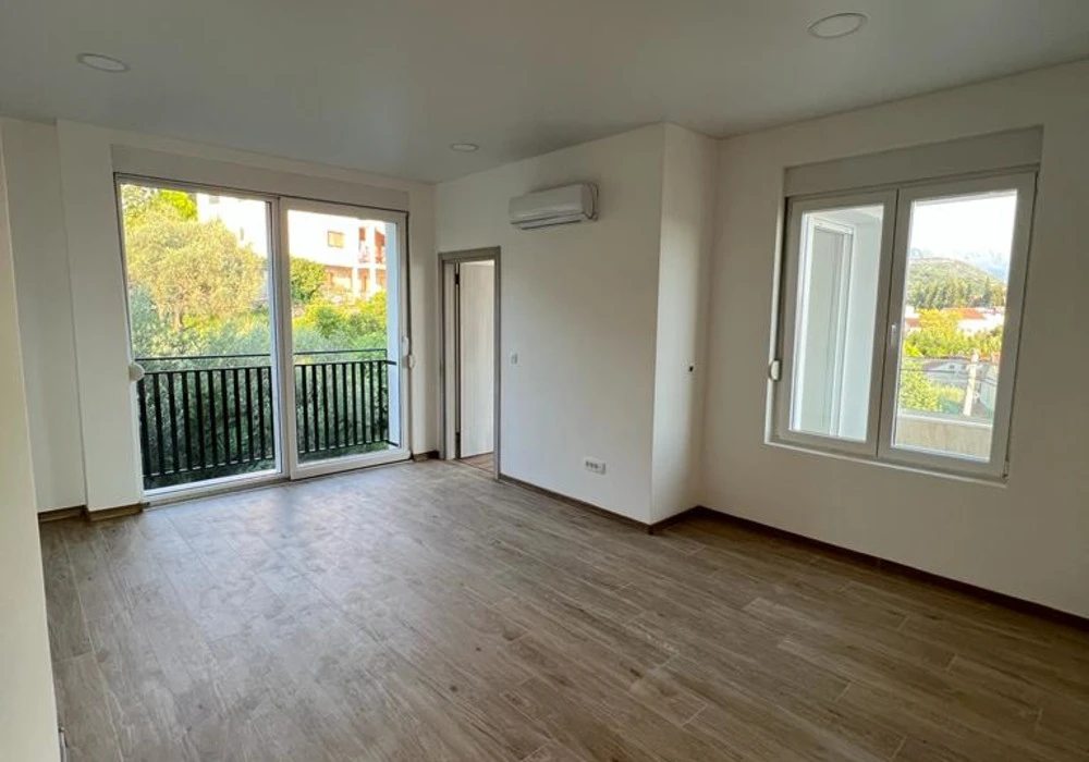 Stan na prodaju 43 m². Tivat. 