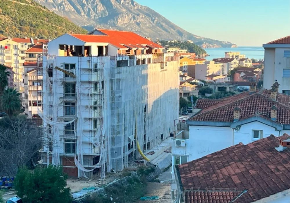 Stan na prodaju 3 собе, 105 m². Budva. 