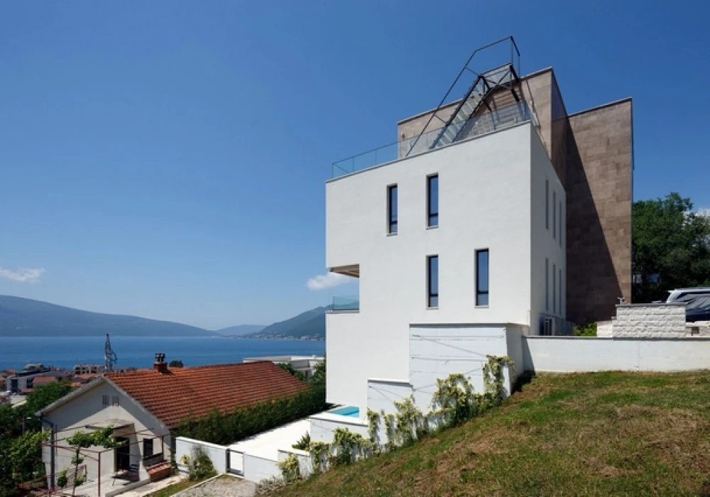 Apartments for sale 46 m². Tivat. 