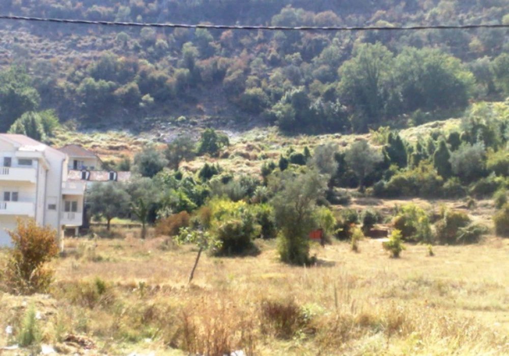 Land for sale for residential construction. Kotor. 