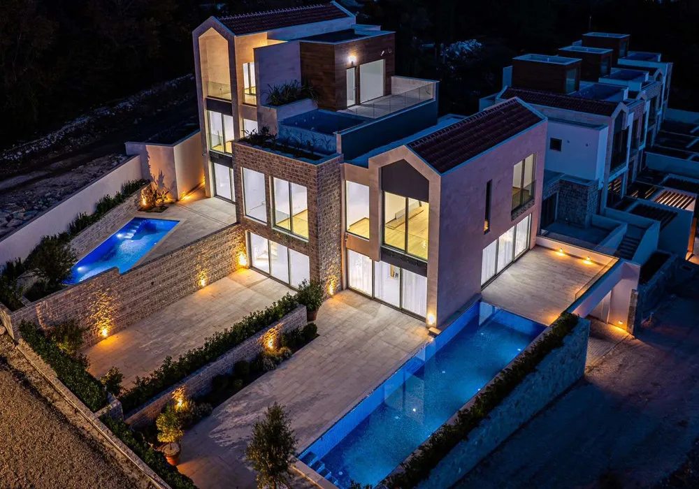 Stan na prodaju 2 собе, 43 m². Tivat. 