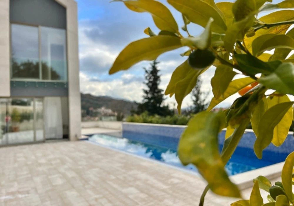 Stan na prodaju 2 собе, 43 m². Tivat. 