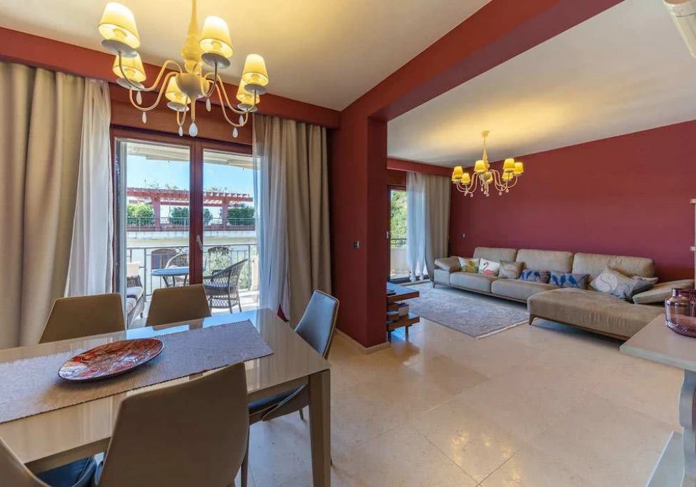 Apartments for sale 2 rooms, 86 m². Petrovac. 