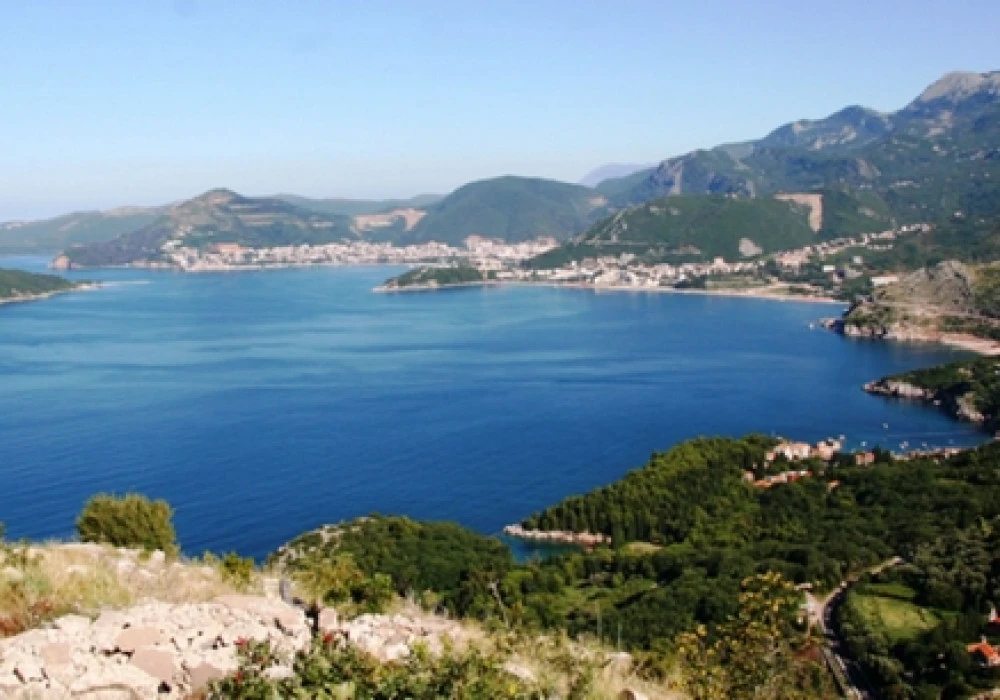 Land for sale for residential construction. Budva. 