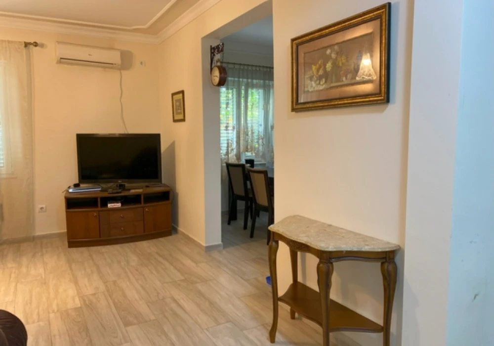 Kuća na prodaju 3 собе, 270 m². Bar. 