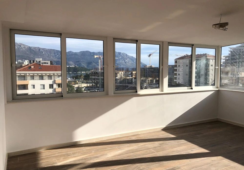 Stan na prodaju 2 собе, 87 m². Budva. 