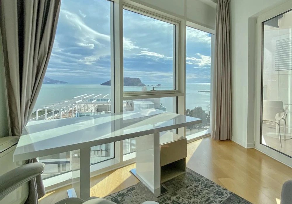 Apartments for sale 2 rooms, 77 m². Budva. 