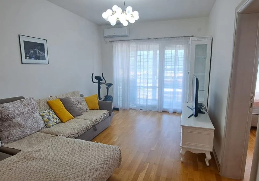 Stan na prodaju 2 собе, 78 m². Budva. 