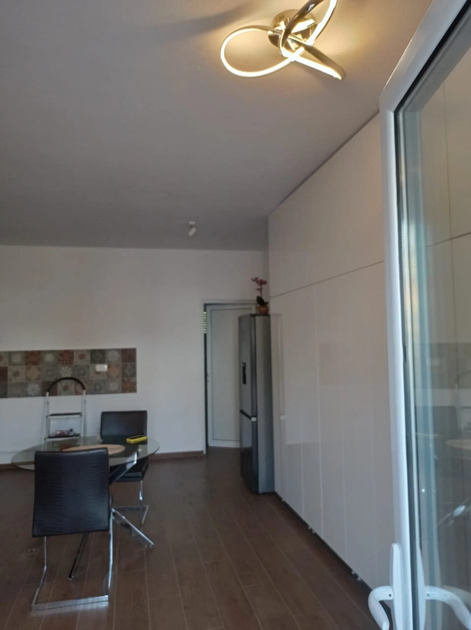 New 1 bedroom apartment 47m2 on the ground floor with own parking plac