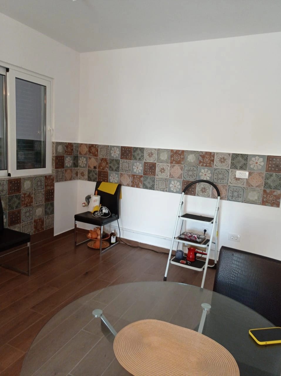 New 1 bedroom apartment 47m2 on the ground floor with own parking plac