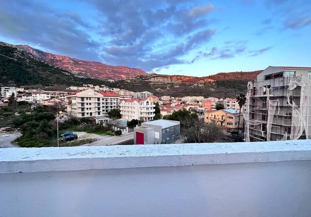 Apartments for sale 33 m². Budva. 