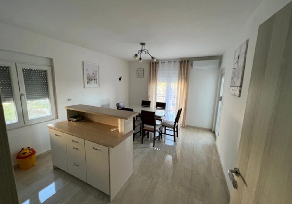 Kuća na prodaju 3 собе, 154 m². Kotor. 