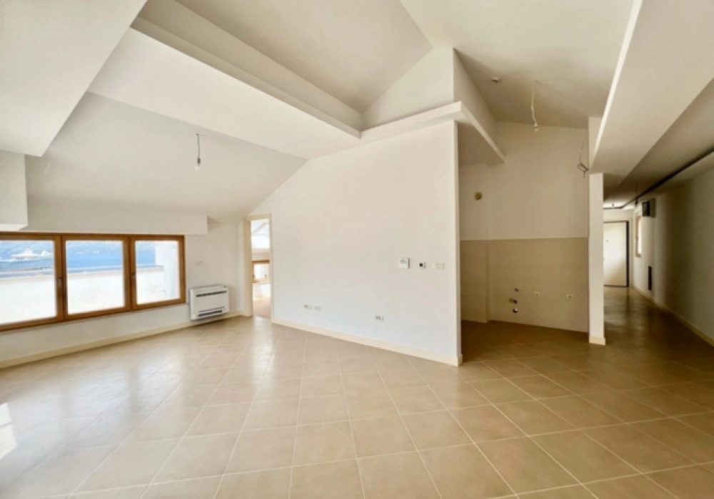 Apartments for sale 2 rooms, 120 m². Dobrota. 