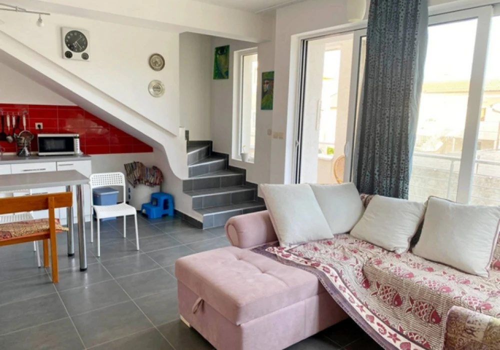 Apartments for sale 3 rooms, 120 m². Herceg Novi. 