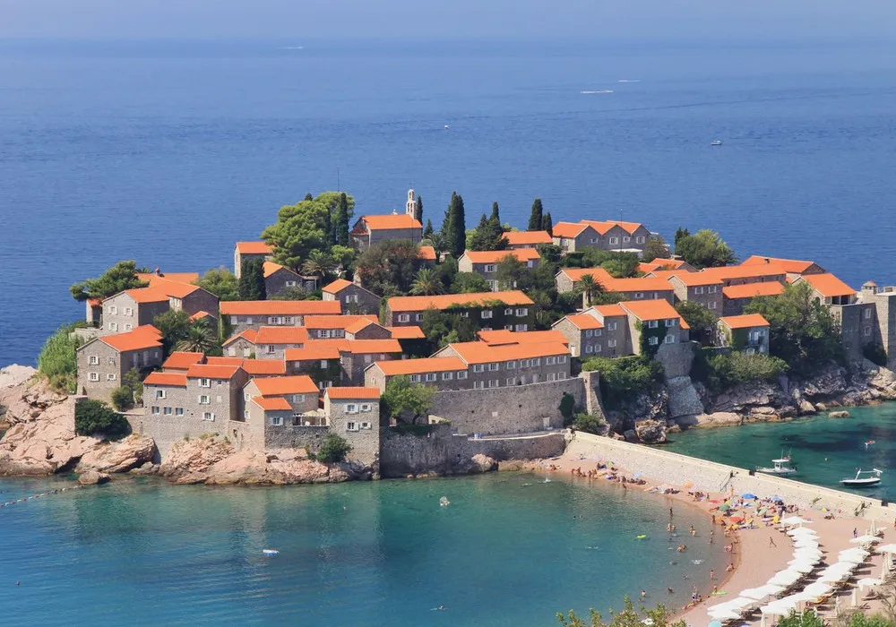 Stan na prodaju 3 собе, 165 m². Sveti stefan. 