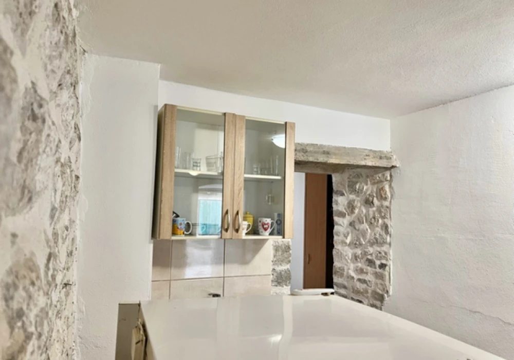 Apartments for sale 80 m². Kotor. 