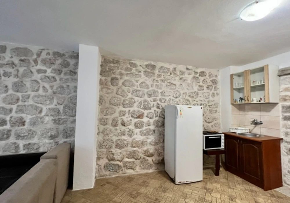 Apartments for sale 80 m². Kotor. 