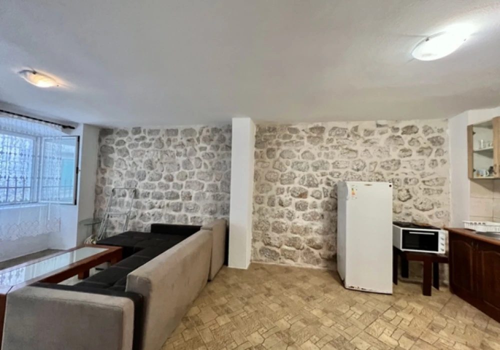 Apartments for sale 80 m². Kotor. 