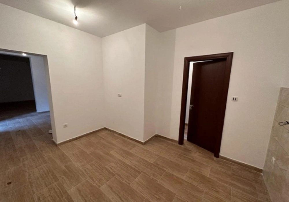 Kuća na prodaju 2 собе, 190 m². Tivat. 