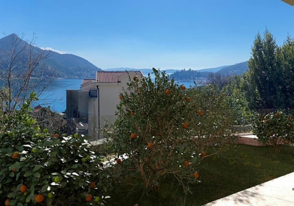 Apartments for sale 115 m². Kotor. 