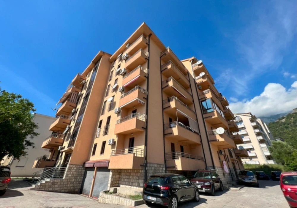 Apartments for sale 47 m². Budva. 