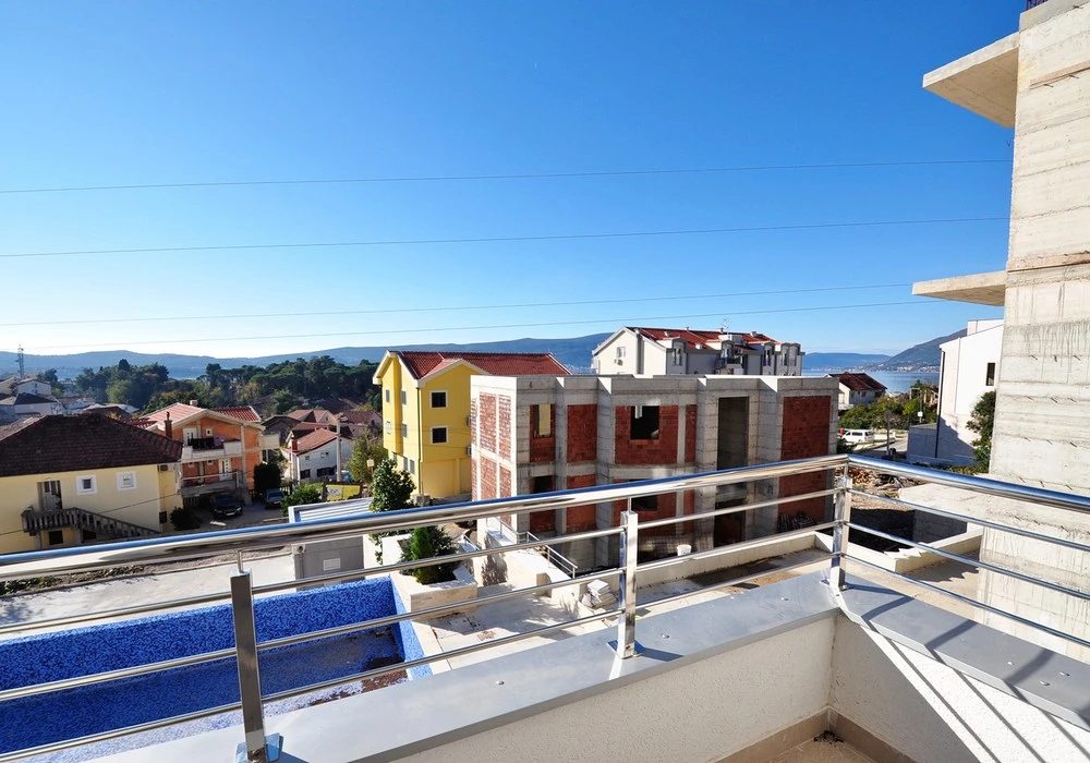 Apartments for sale. Tivat. 