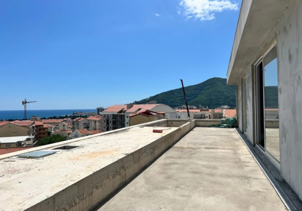 Apartments for sale 146 m². Budva. 