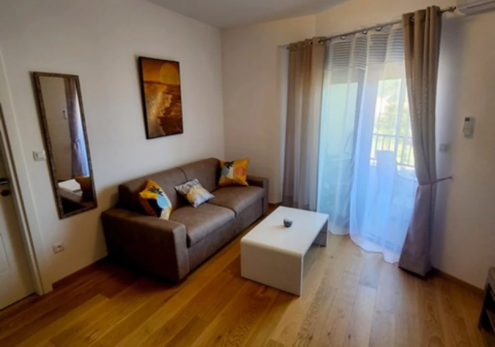 Apartments for sale 40 m². Becici. 