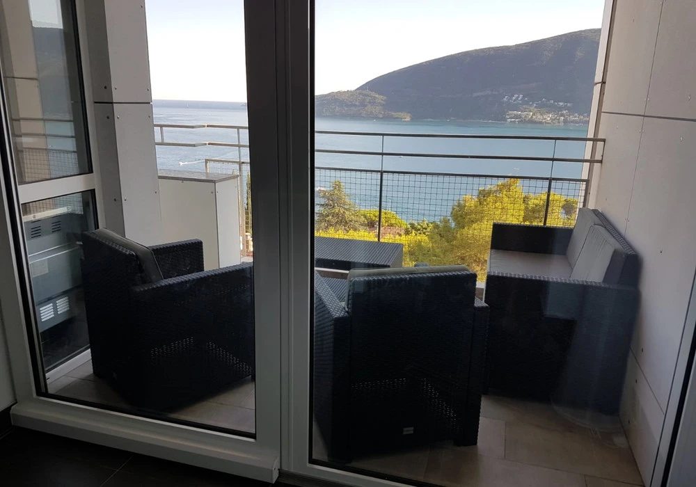 Stan na prodaju 2 собе, 83 m². Herceg Novi. 