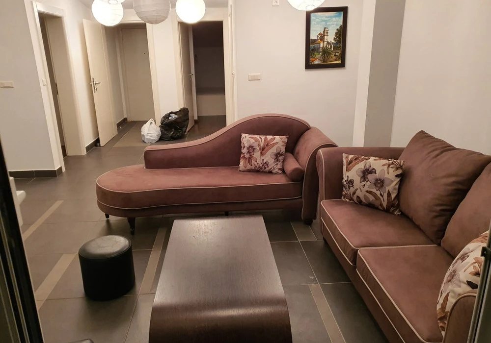 Stan na prodaju 2 собе, 83 m². Herceg Novi. 