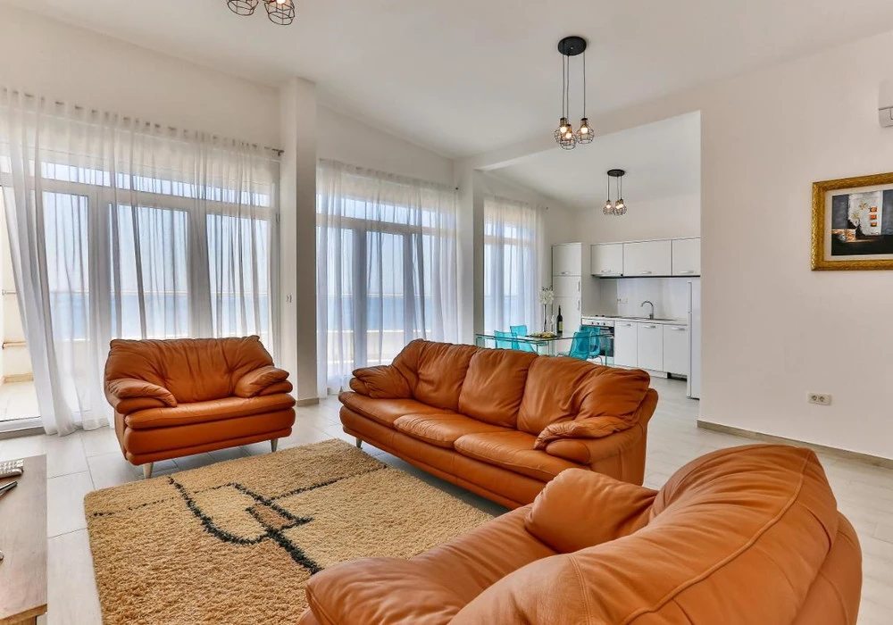 Apartments for sale 2 rooms, 104 m². Dobra voda. 