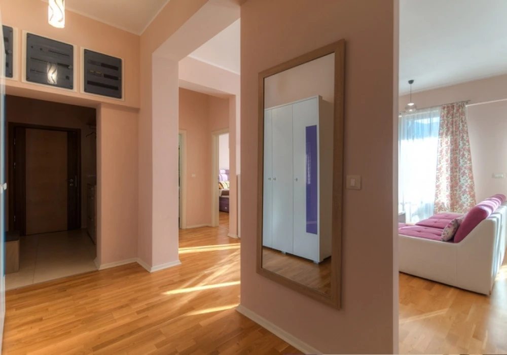 Apartments for sale 3 rooms, 104 m². Budva. 