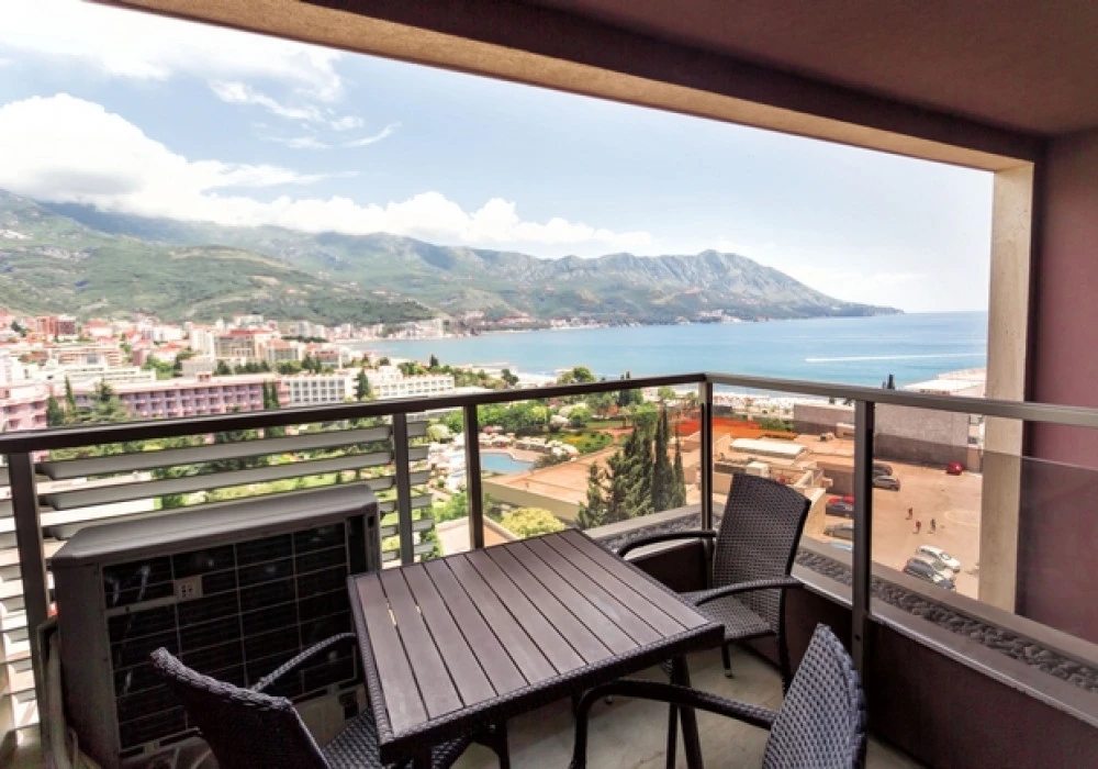 Apartments for sale. Budva. 